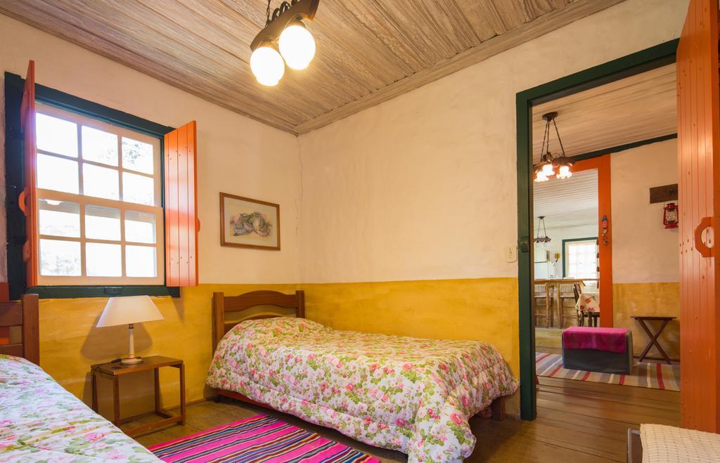 Pousada Chales Da Casa Centenaria Santo Antonio do Pinhal Bagian luar foto