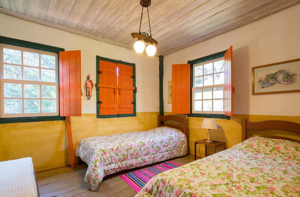 Pousada Chales Da Casa Centenaria Santo Antonio do Pinhal Bagian luar foto